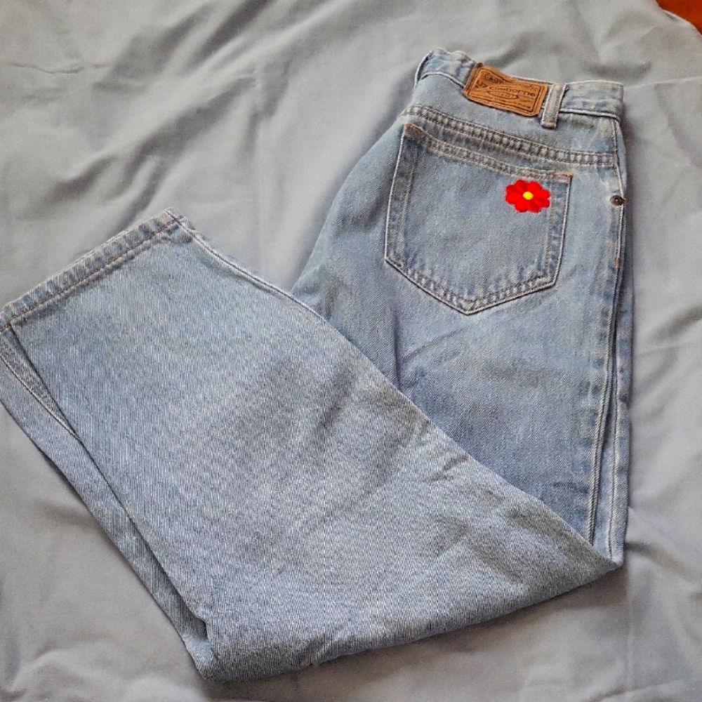 Light Blue Denim Jeans w Flower Patches